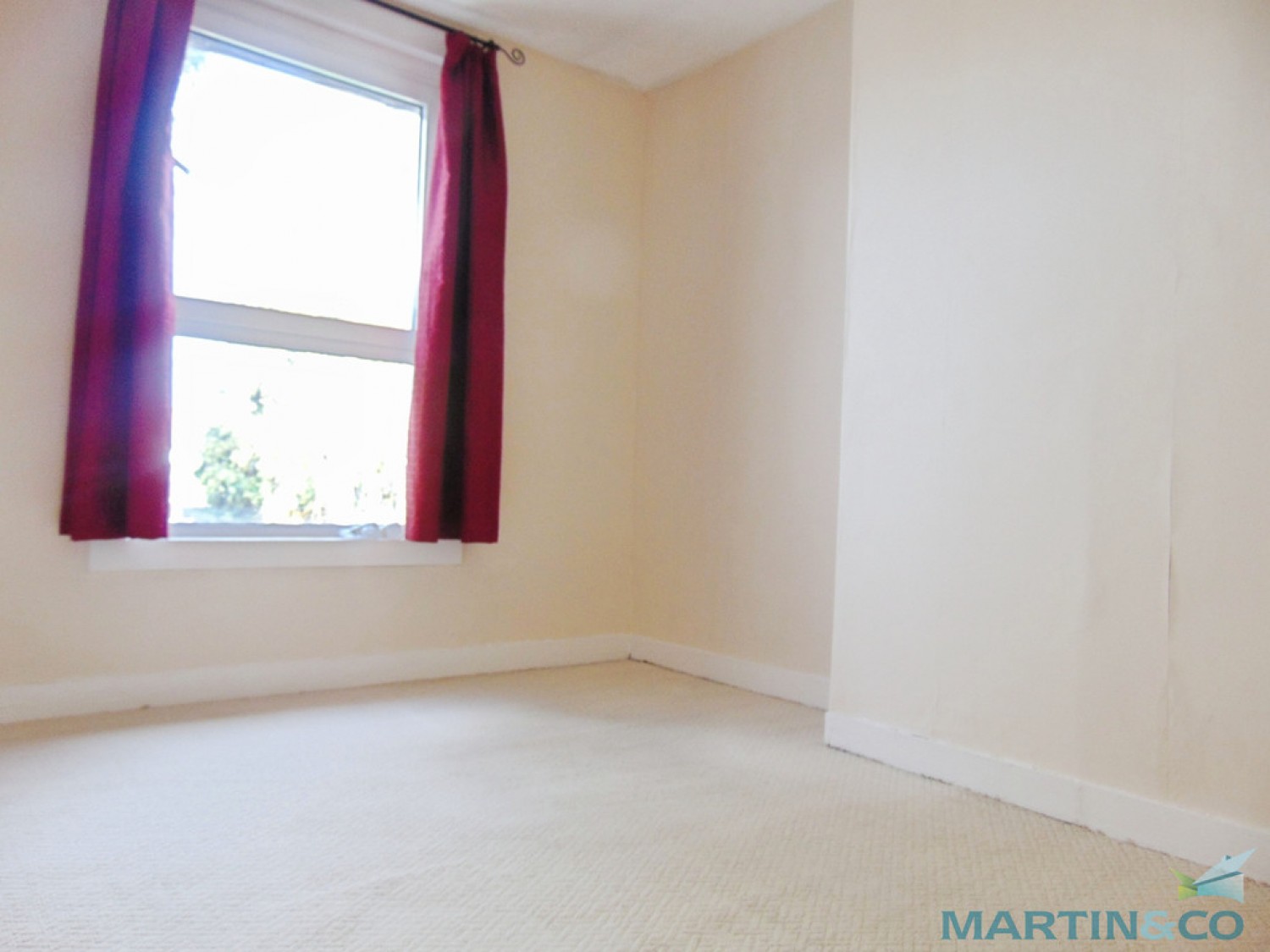2 bedroom House for Letting Lower Denmark Road, Ashford