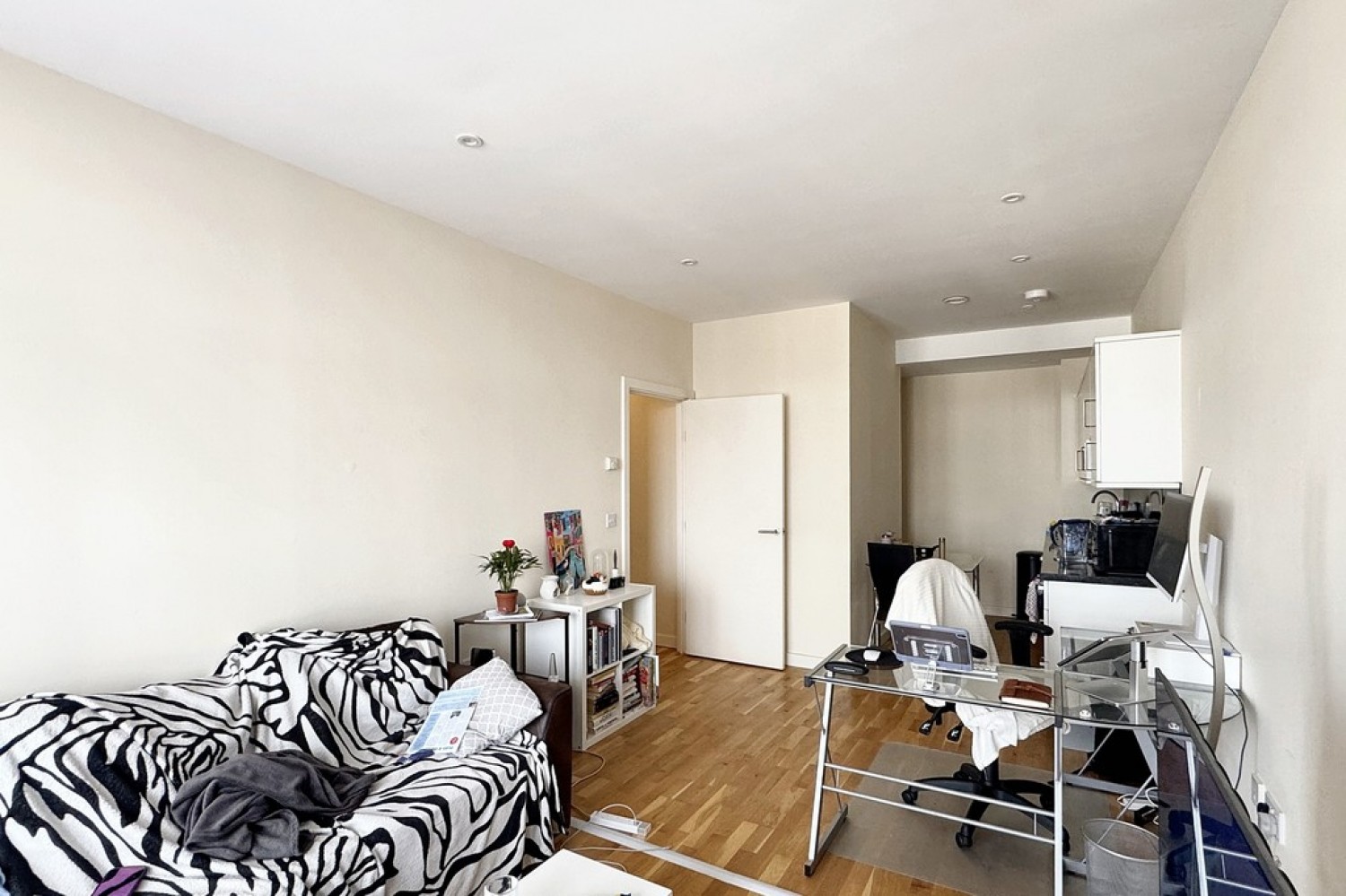1 bedroom Flat for Letting The Panorama, Park Street, Ashford