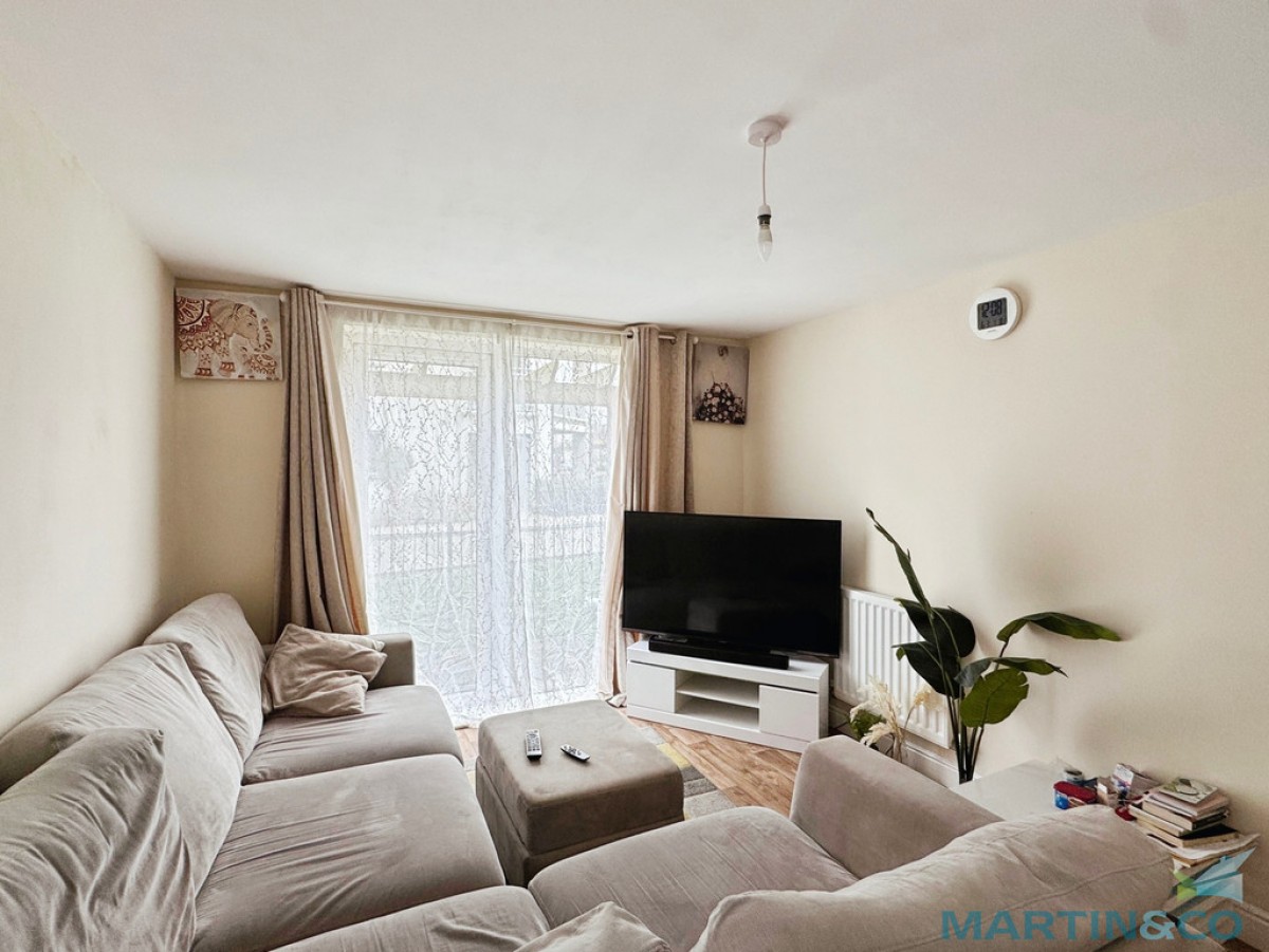 Drummond Grove , Willesborough