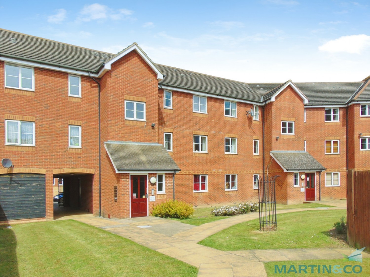 2 bedroom Flat for Letting Richard Hillary Close, South Willesborough, Ashford