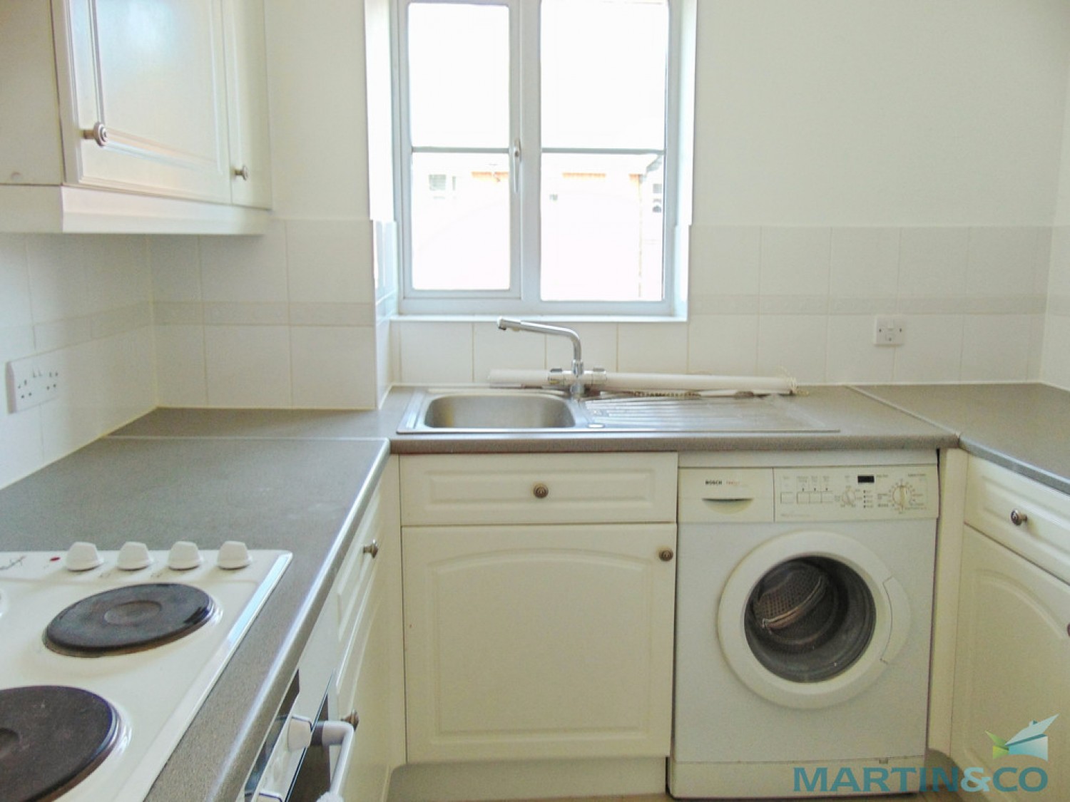 2 bedroom Flat for Letting Richard Hillary Close, South Willesborough, Ashford