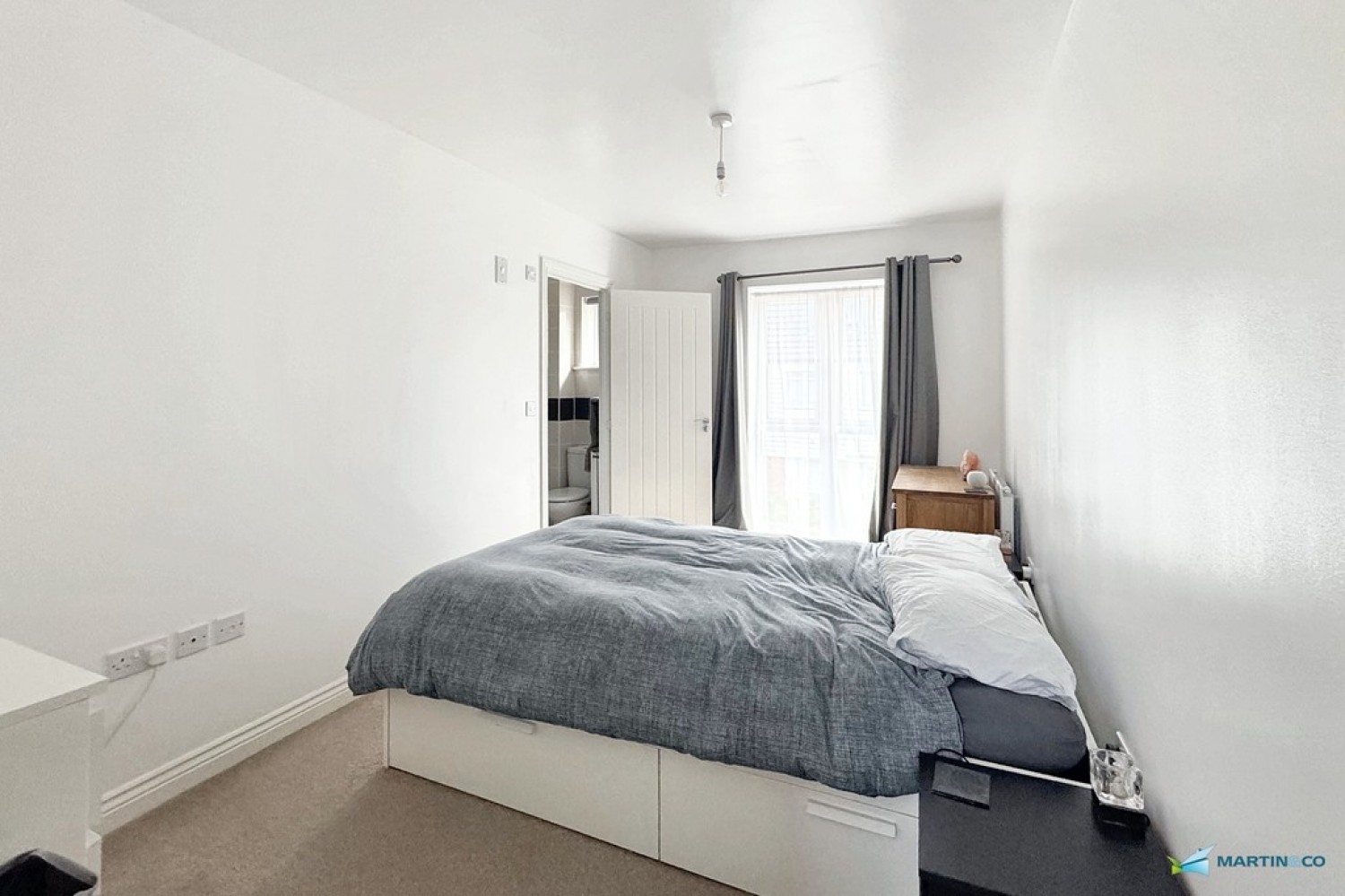 Desmond Hubble Way, Repton Park