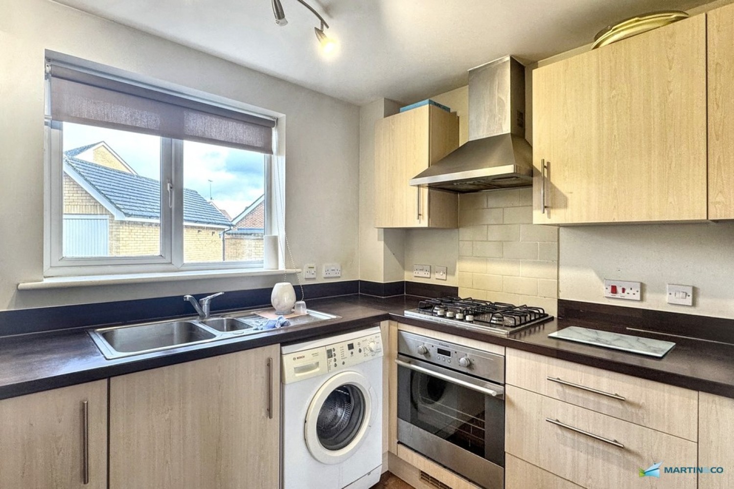 Sir Henry Brackenbury Road, Repton Park