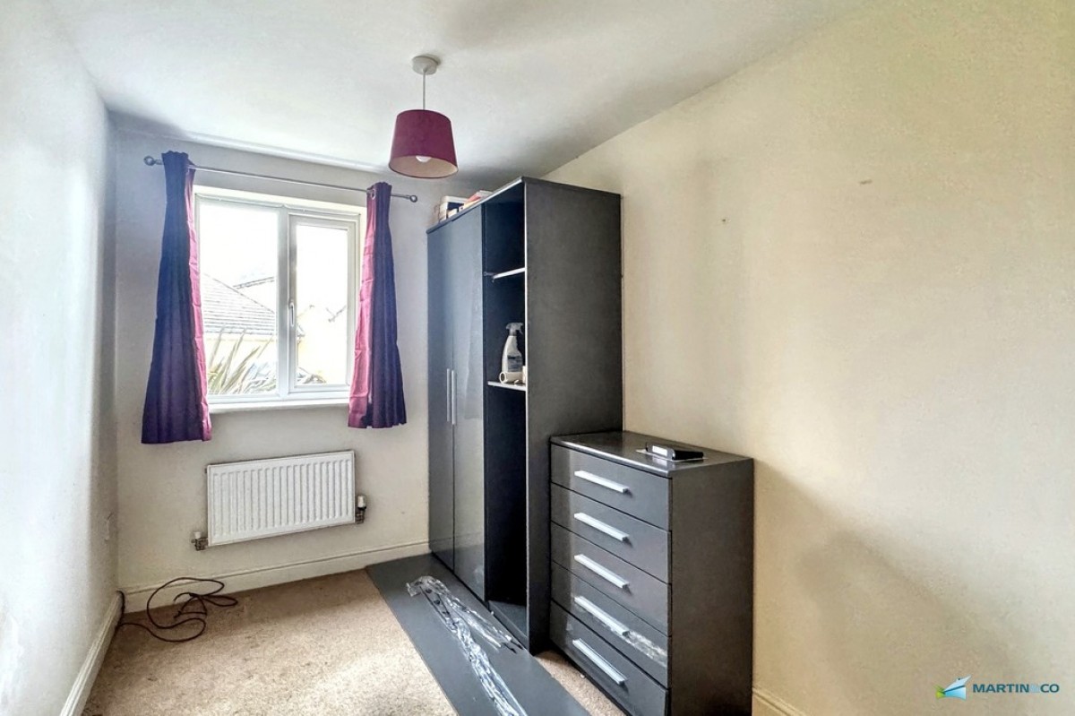 Sir Henry Brackenbury Road, Repton Park