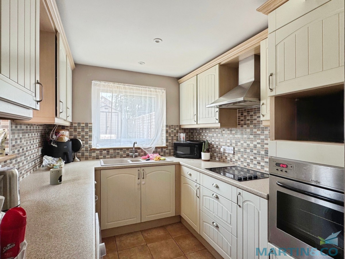 Dering Road, Ashford