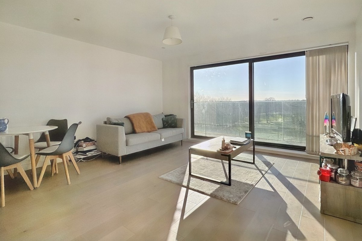 Kenmore Place, Ashford