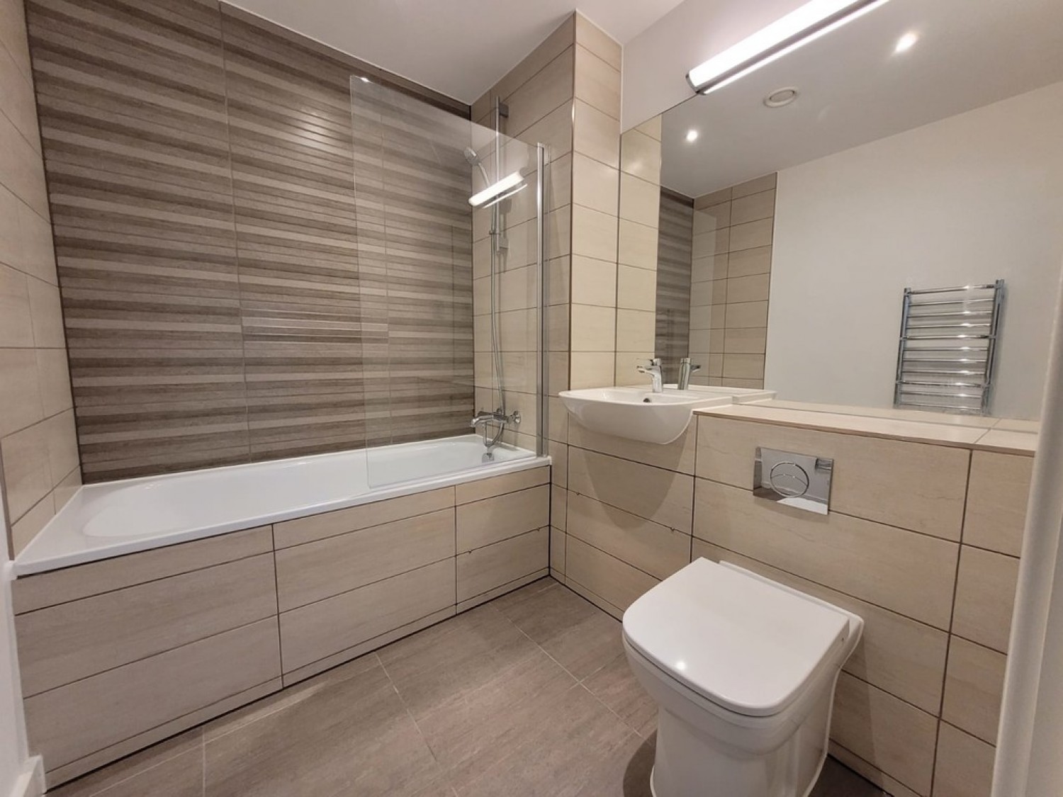 Kenmore Place, Ashford