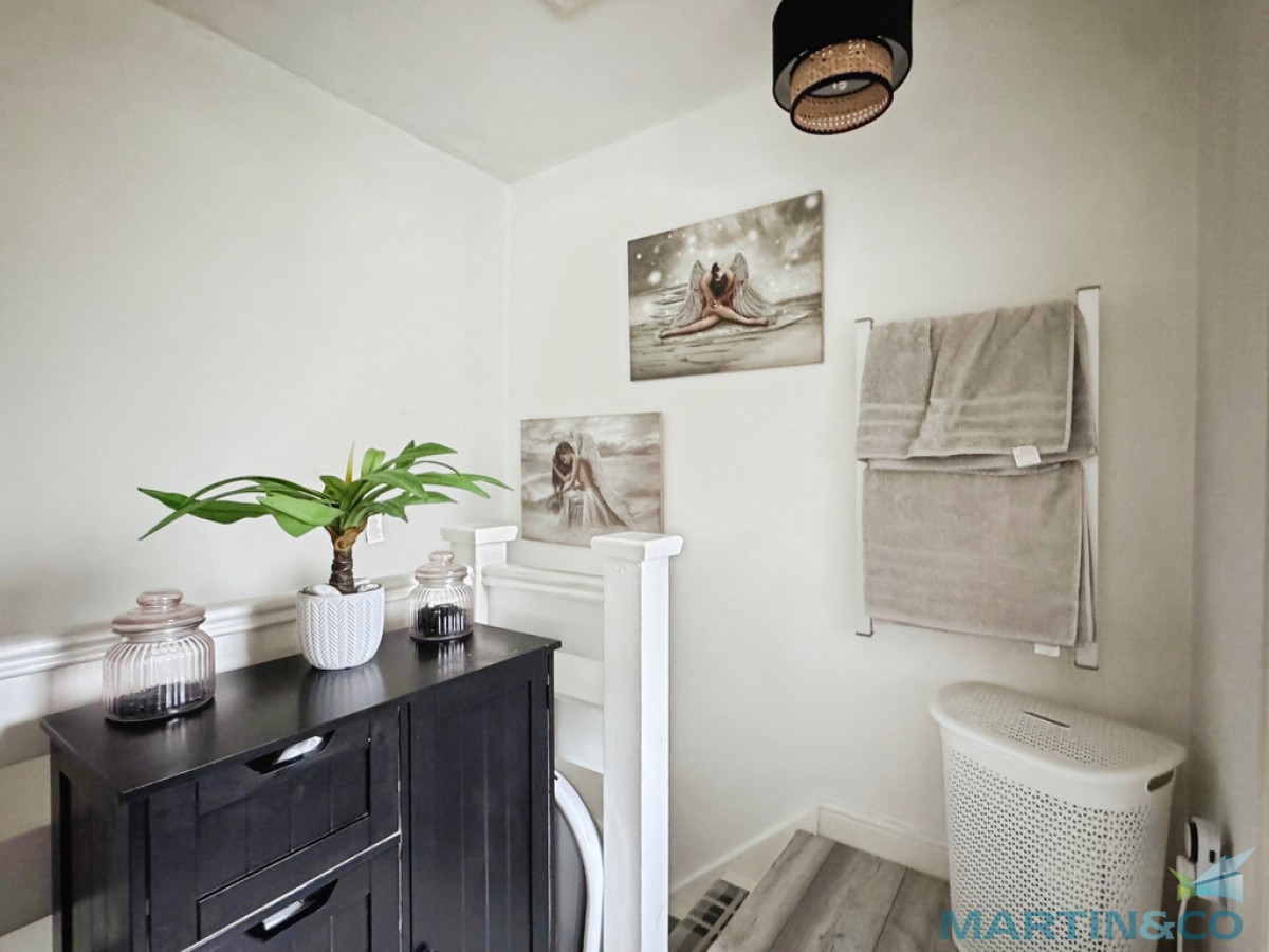 Mead Walk, Singleton, Ashford