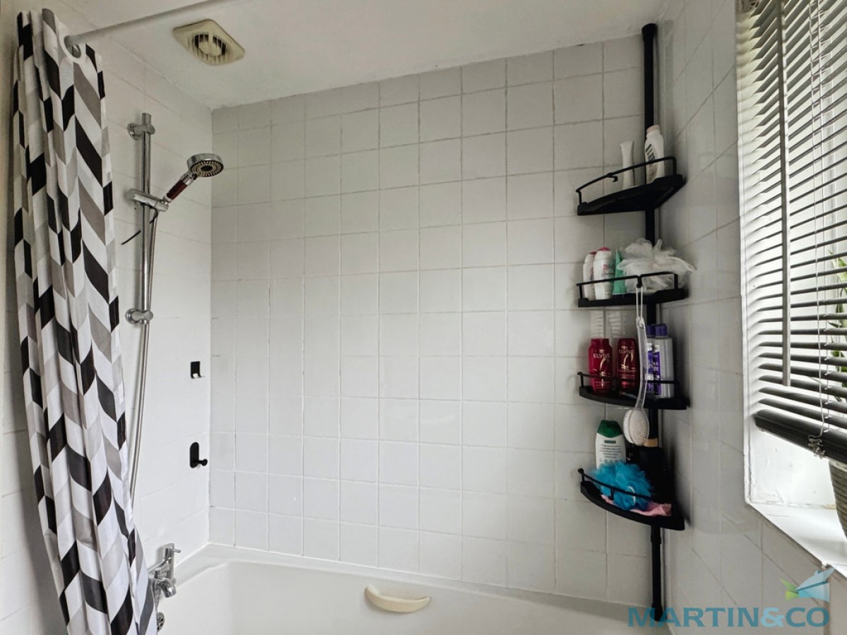 Mead Walk, Singleton, Ashford