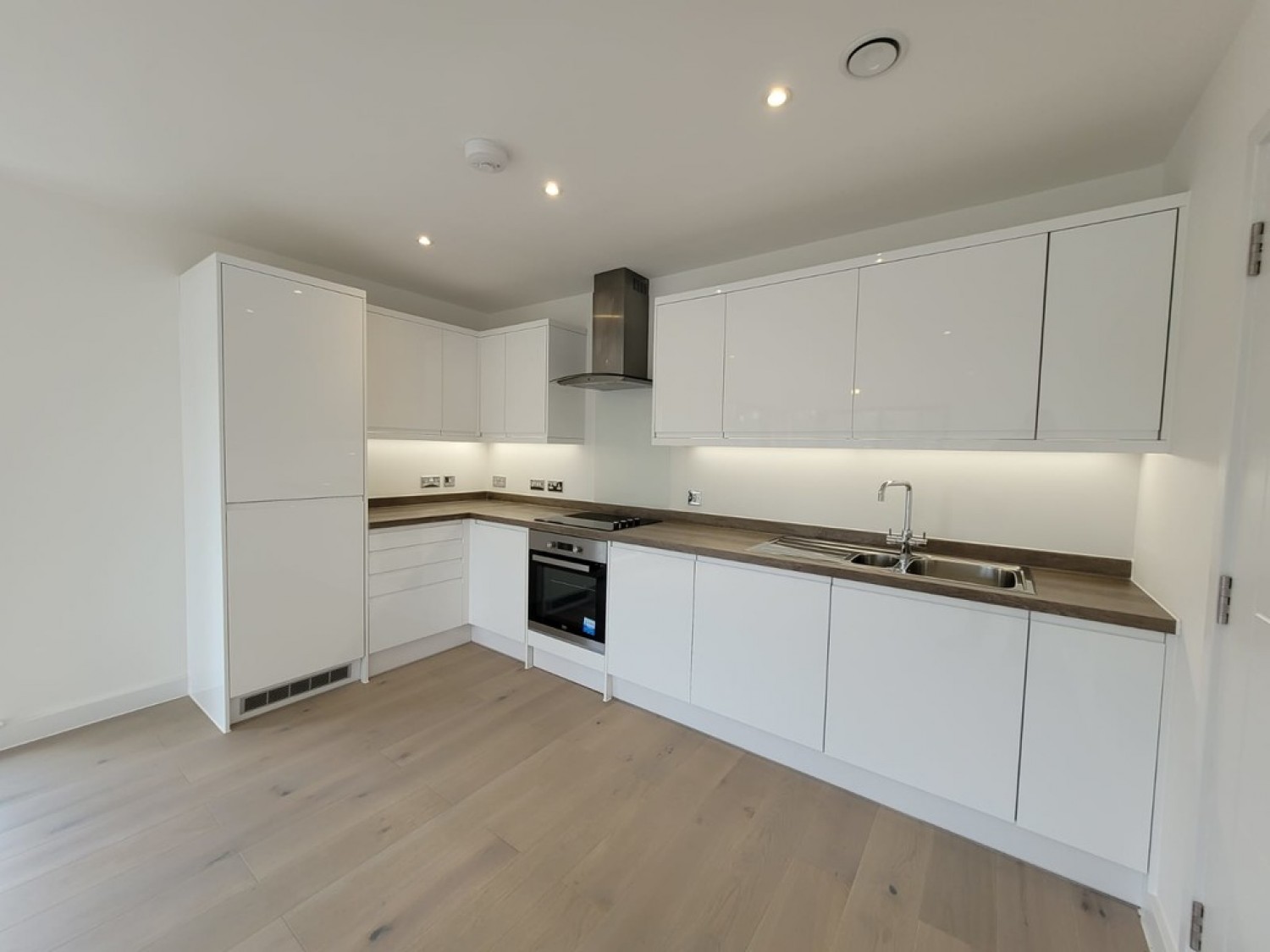 2 bedroom Flat for Letting Kenmore Place, Leacon Road, Ashford