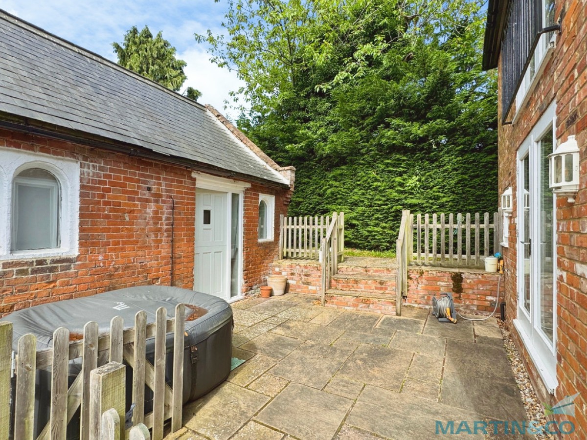 Wye Road, Boughton Lees, Ashford