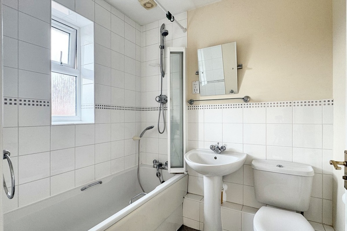 Angus Drive, Kennington, Ashford