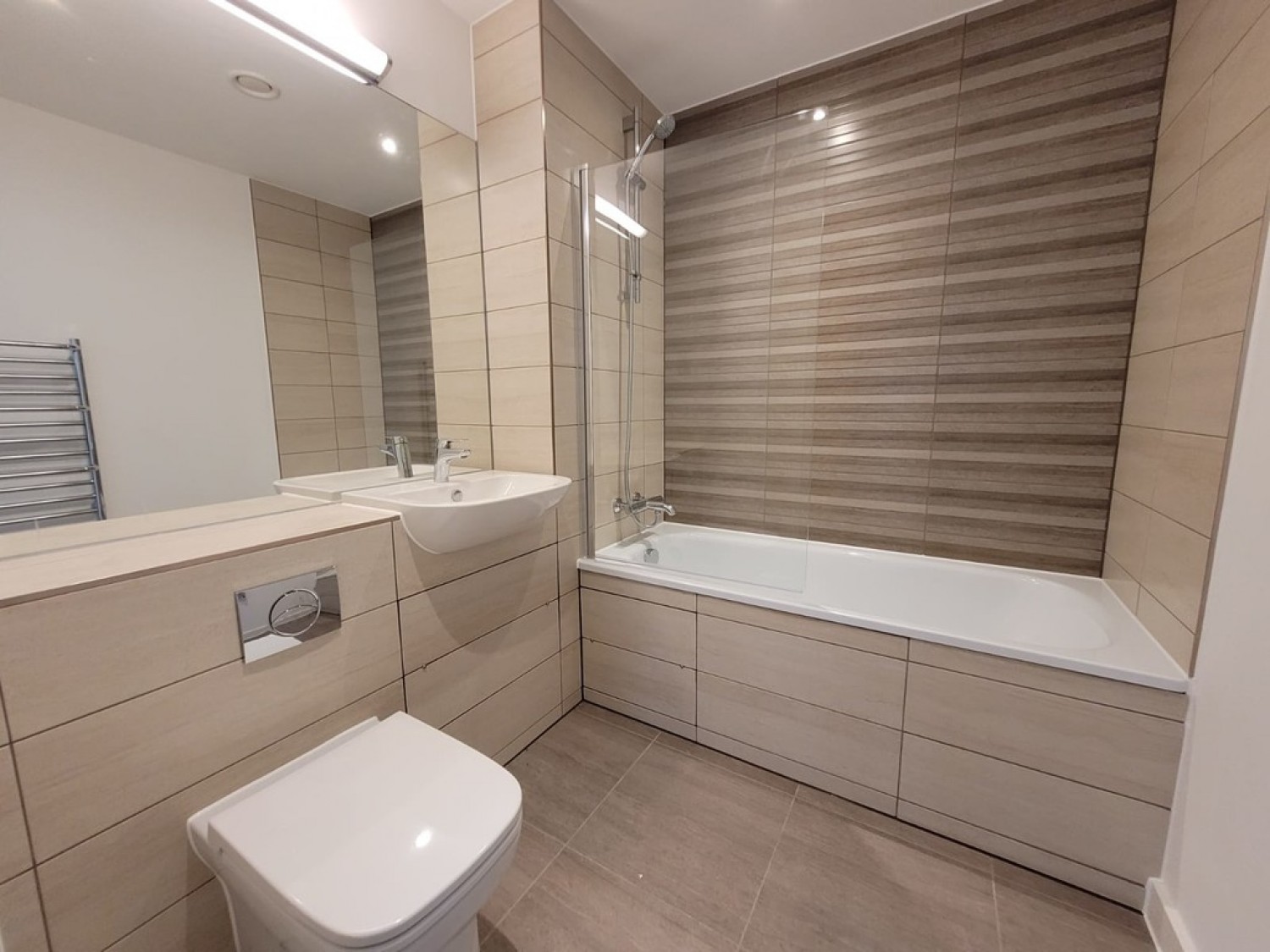 2 bedroom Flat for Letting Kenmore Place, Ashford