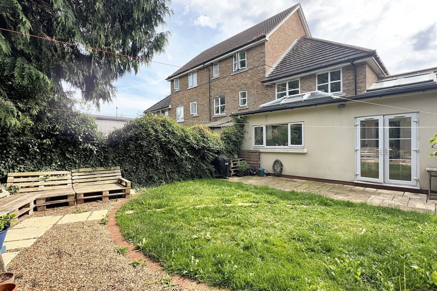 Mill Court, Ashford