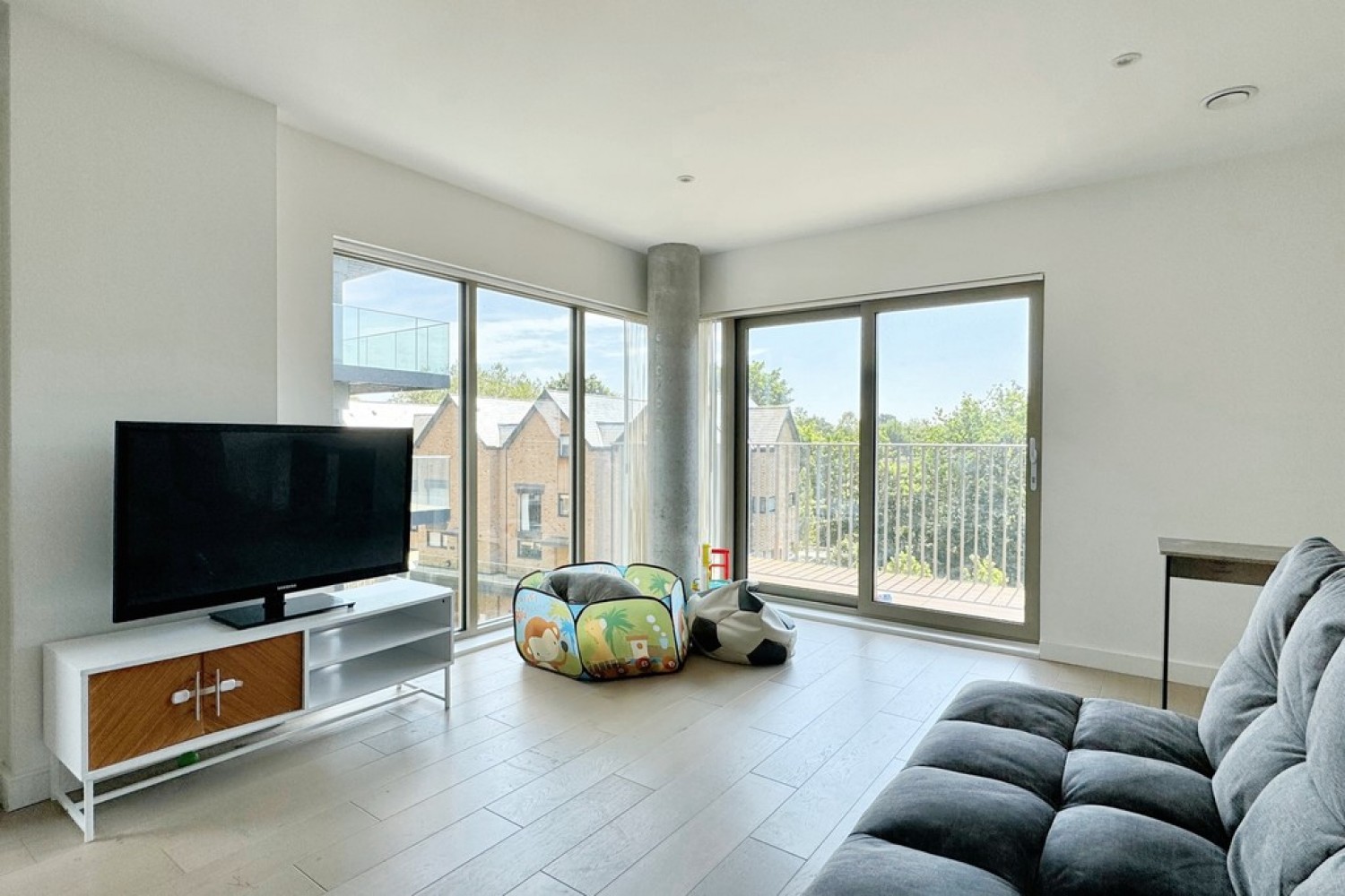 Betsom Place, Ashford