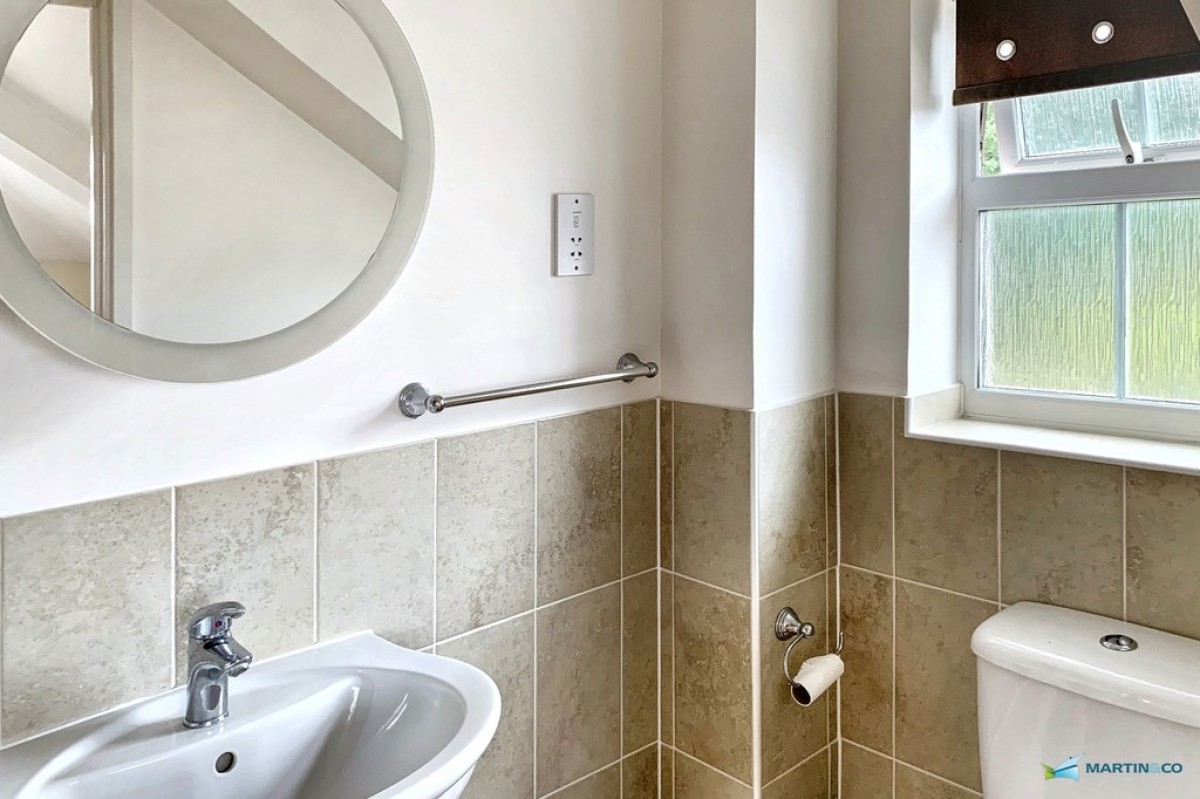 Saxon Court, Ashford