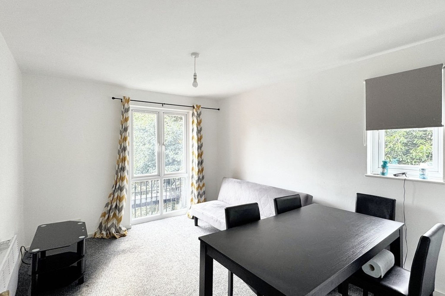 Longacre Road, Singleton