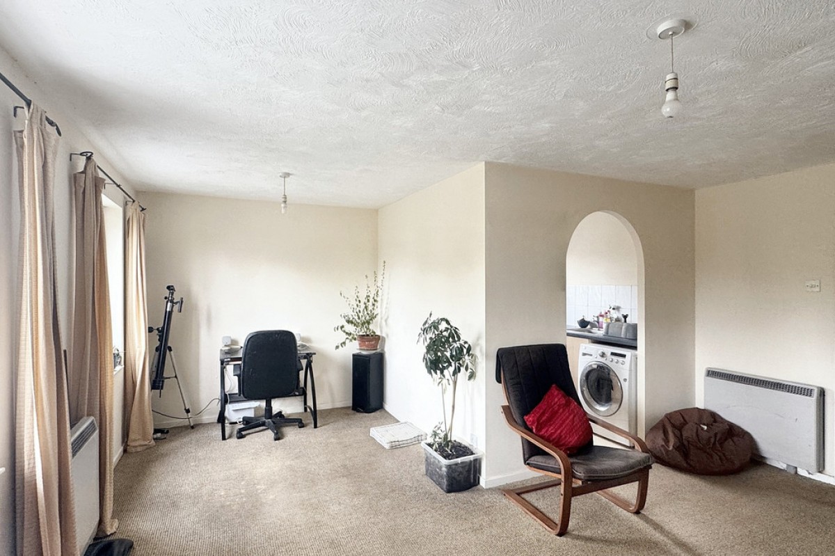 Longacre Road, Singleton