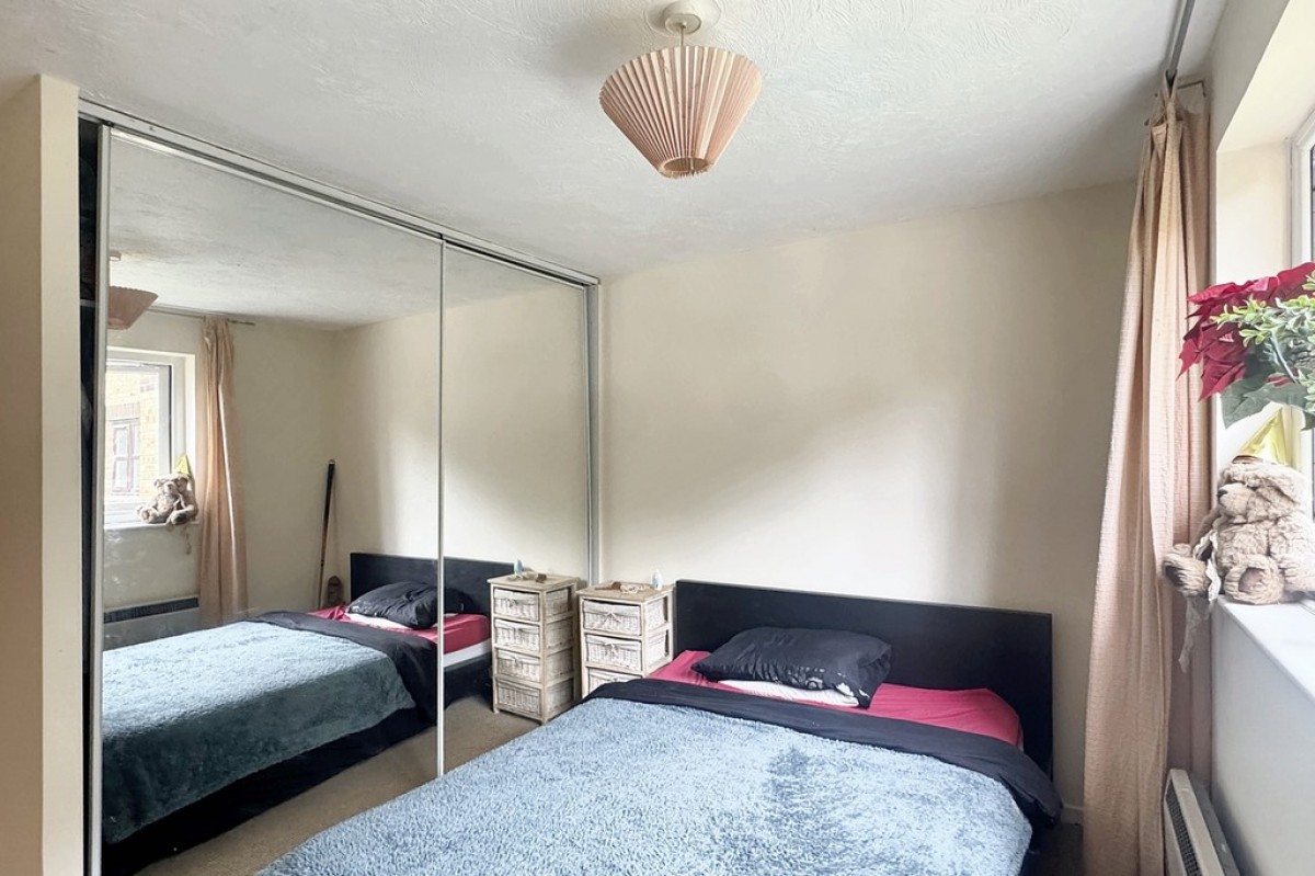 Longacre Road, Singleton