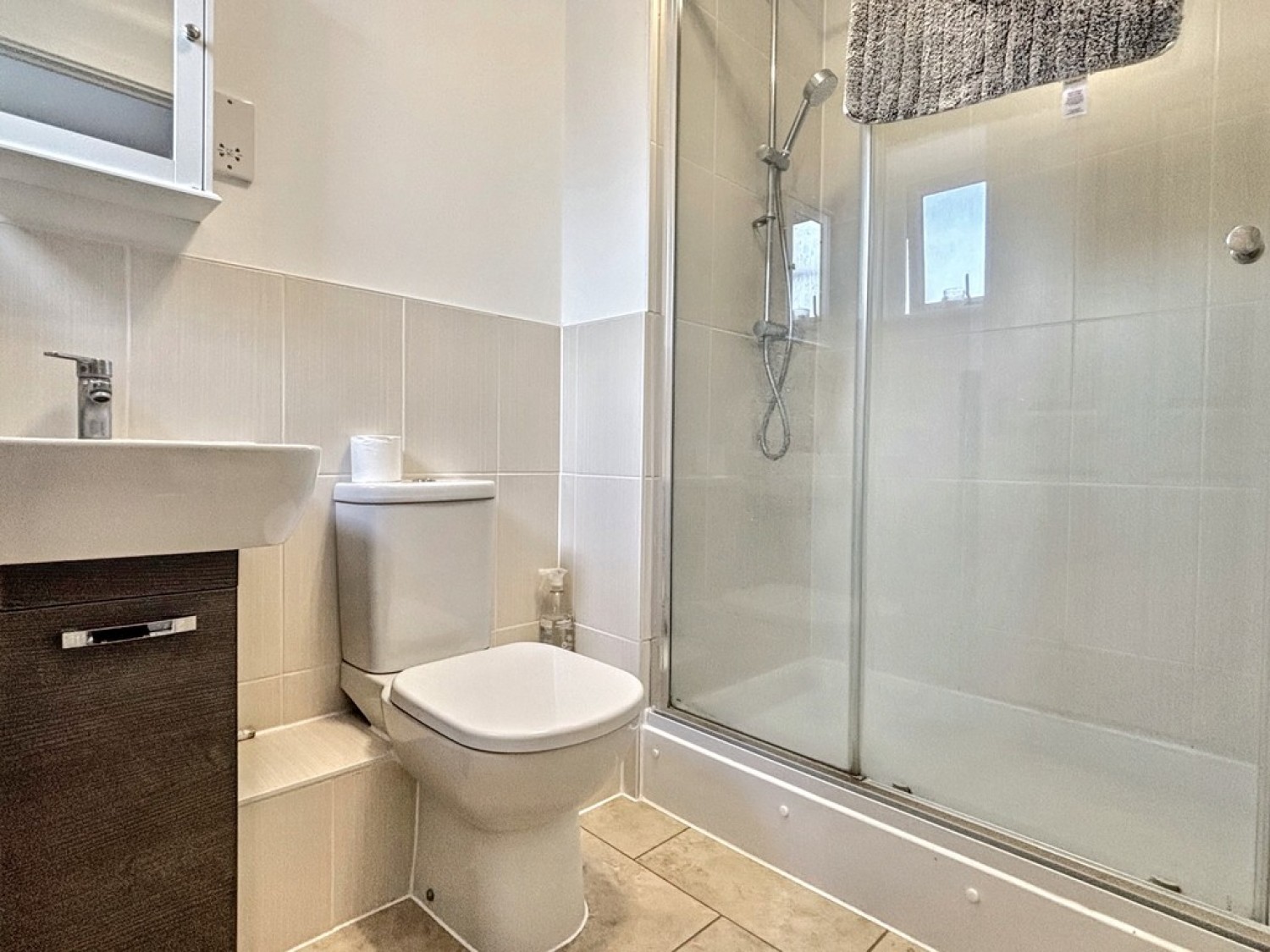 2 bedroom Flat for Letting Sir John Fogge Avenue, Repton Park, Ashford