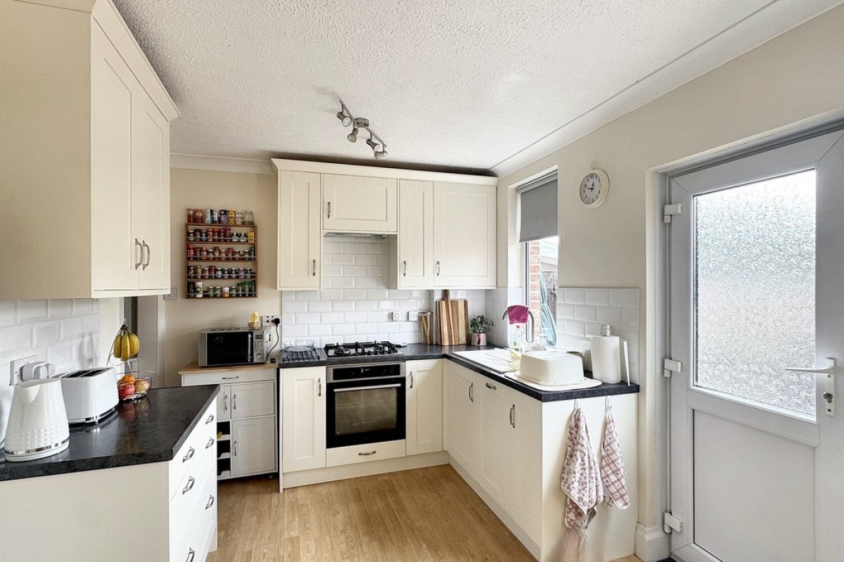 York Road , Kennington , Ashford