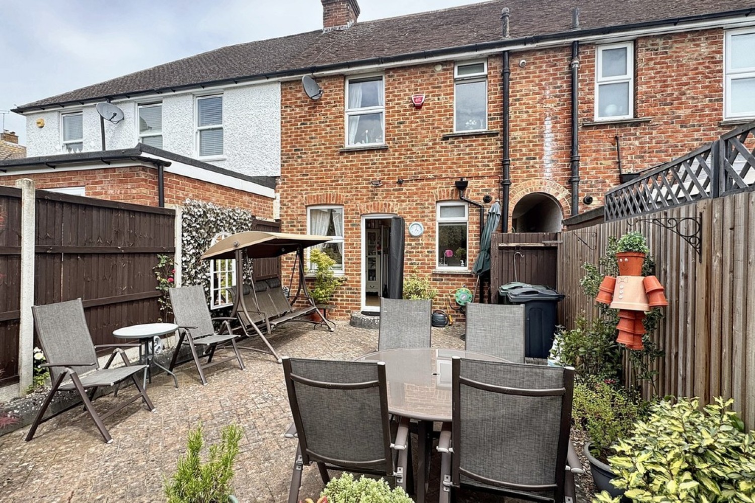 York Road , Kennington , Ashford