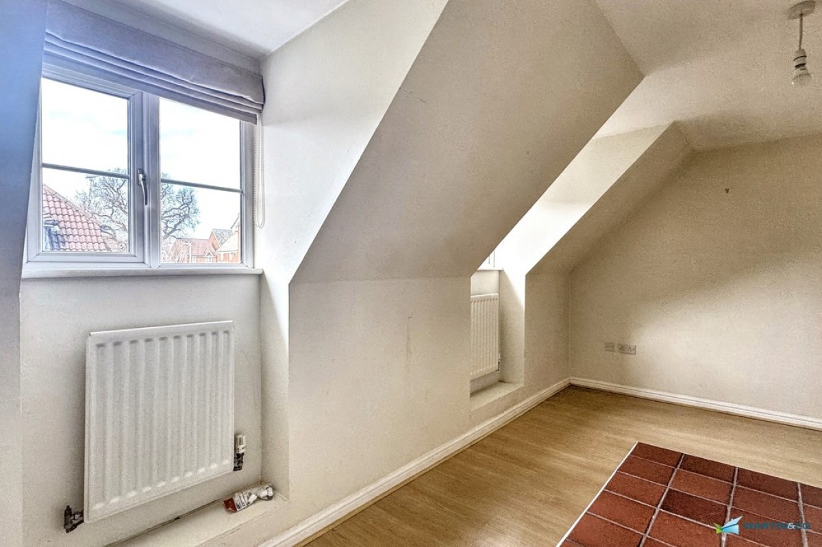 Octavian Way, Kingsnorth, Ashford