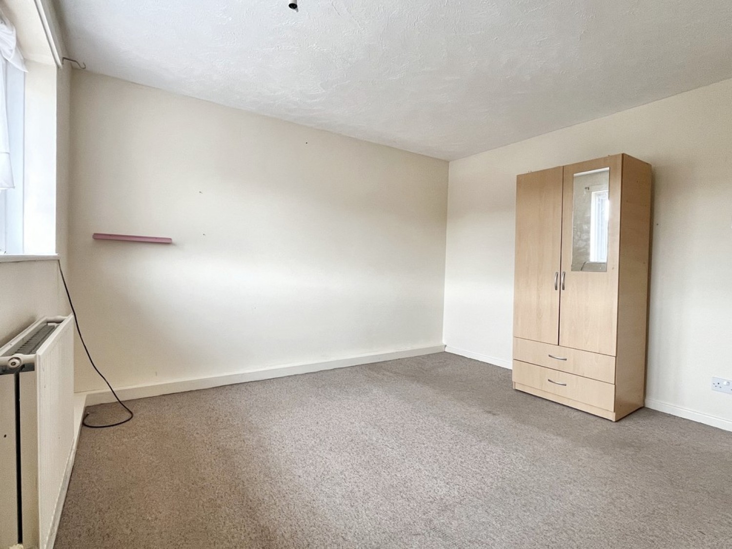3 bedroom House for Letting Eastry Close, Ashford