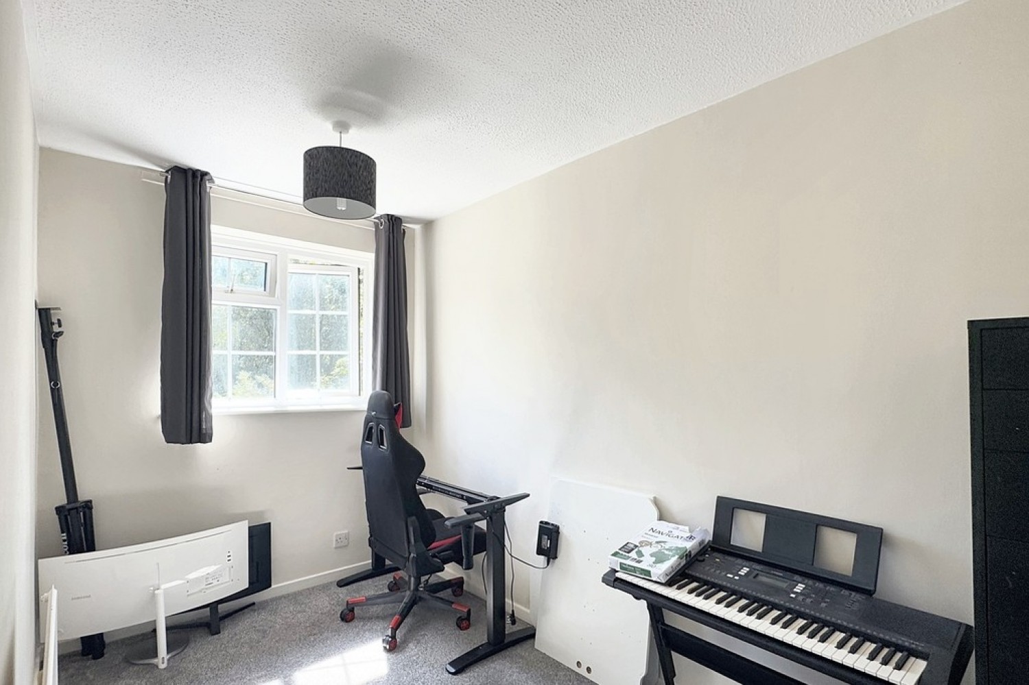 Nutley Close, Ashford