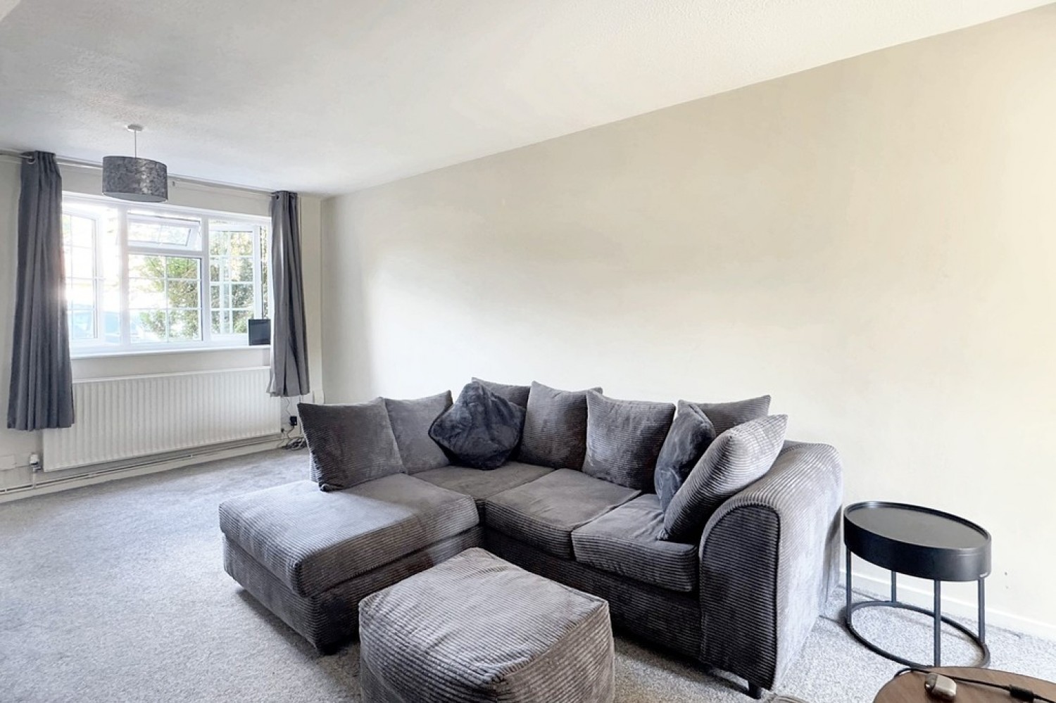Nutley Close, Ashford