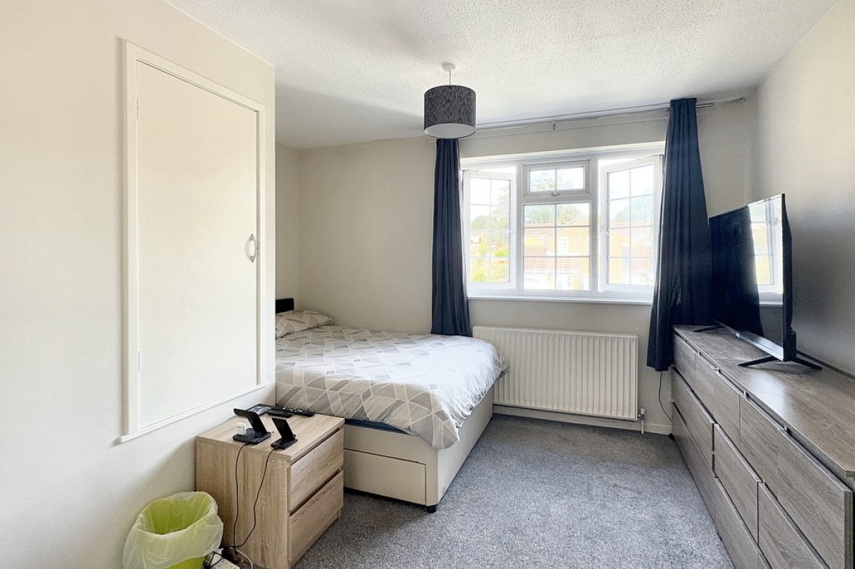 Nutley Close, Ashford
