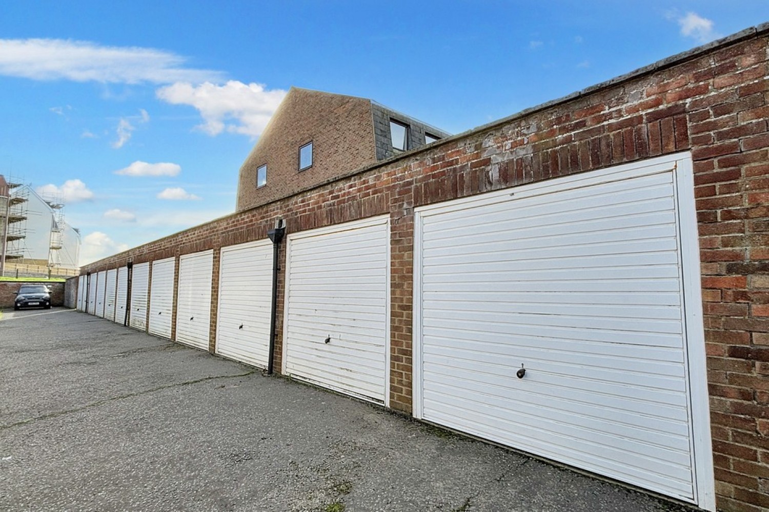 2 bedroom Flat for Letting Dunlin Court, St Marys Bay