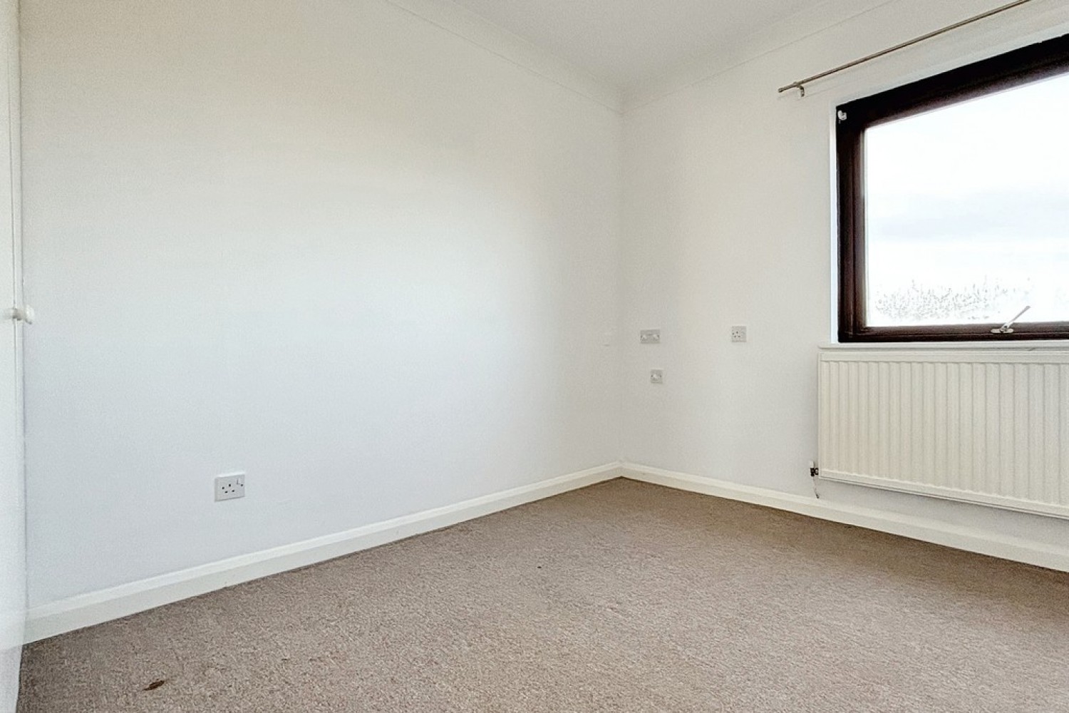 2 bedroom Flat for Letting Dunlin Court, St Marys Bay