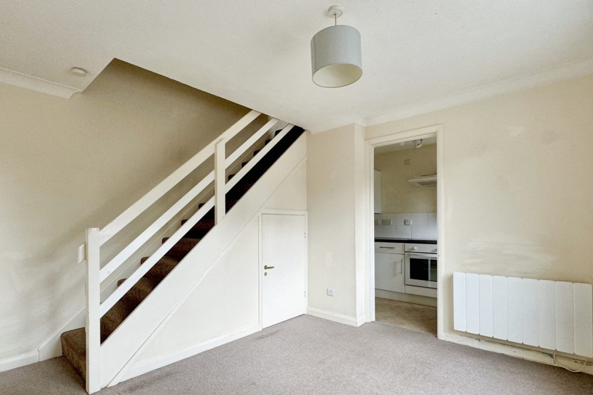 Springwood Drive, Ashford