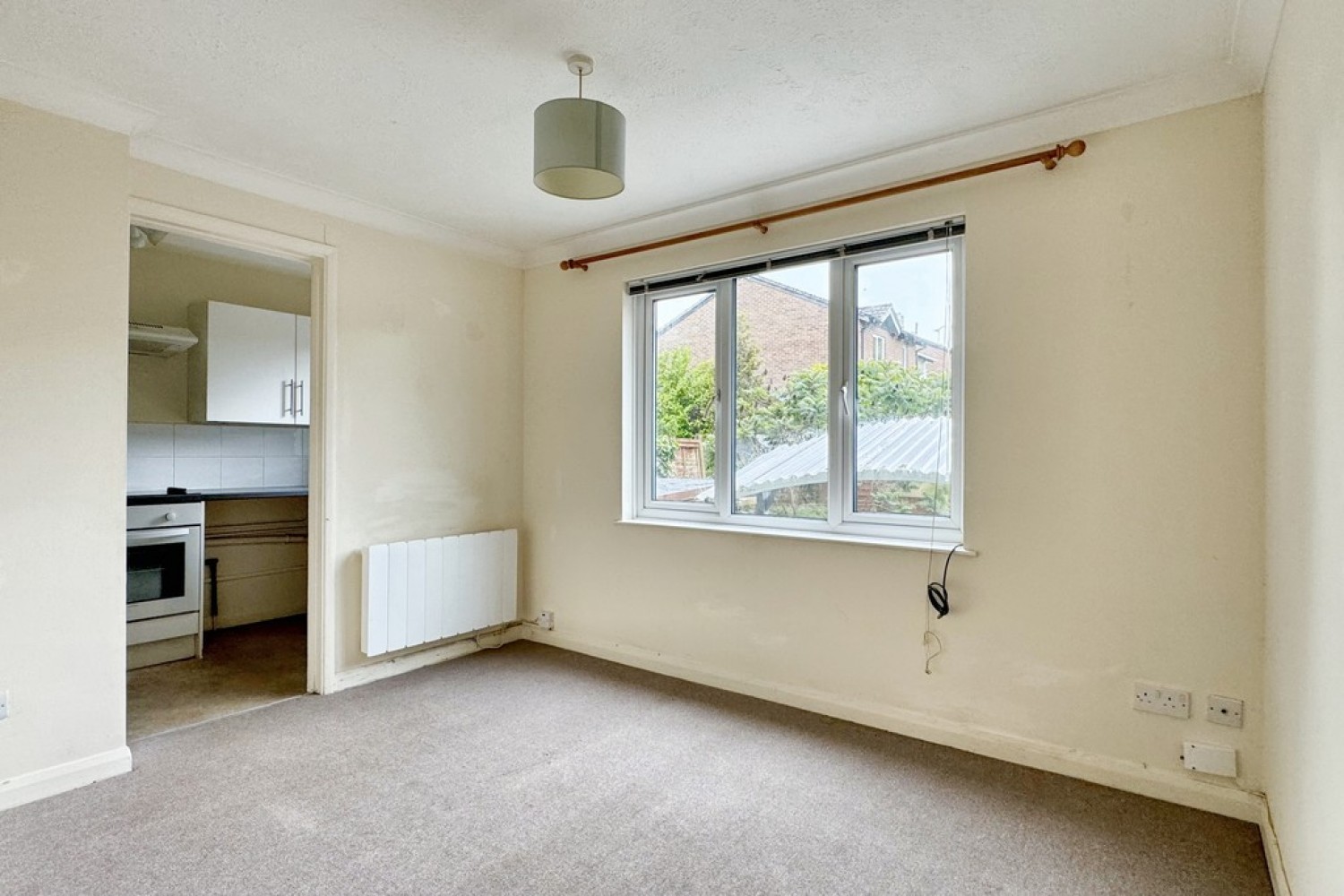 1 bedroom House for Letting Springwood Drive, Ashford