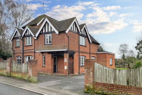 Upper Vicarage Road, Kennington, Ashford