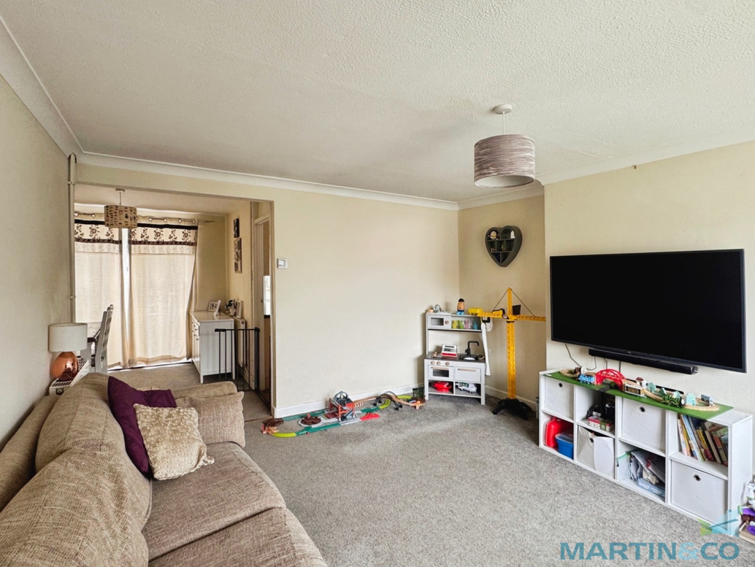 3 bedroom House for Letting Grampion Close, Ashford