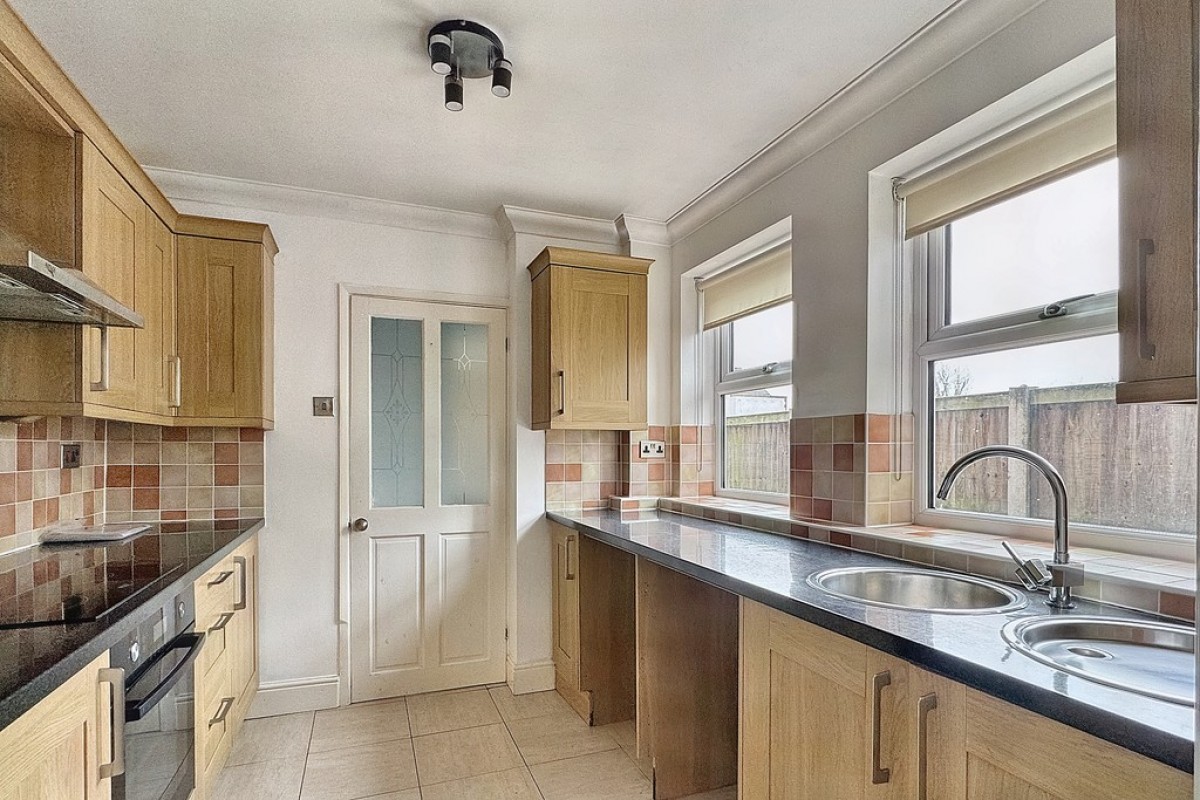 Bond Road, Ashford