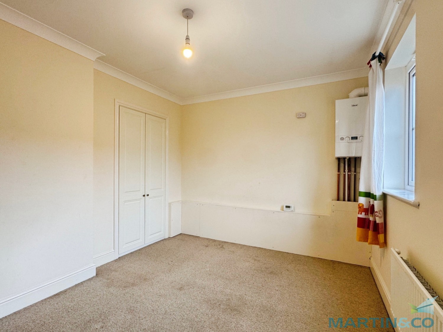 3 bedroom House for Letting Hurst Road, Kennington, Ashford
