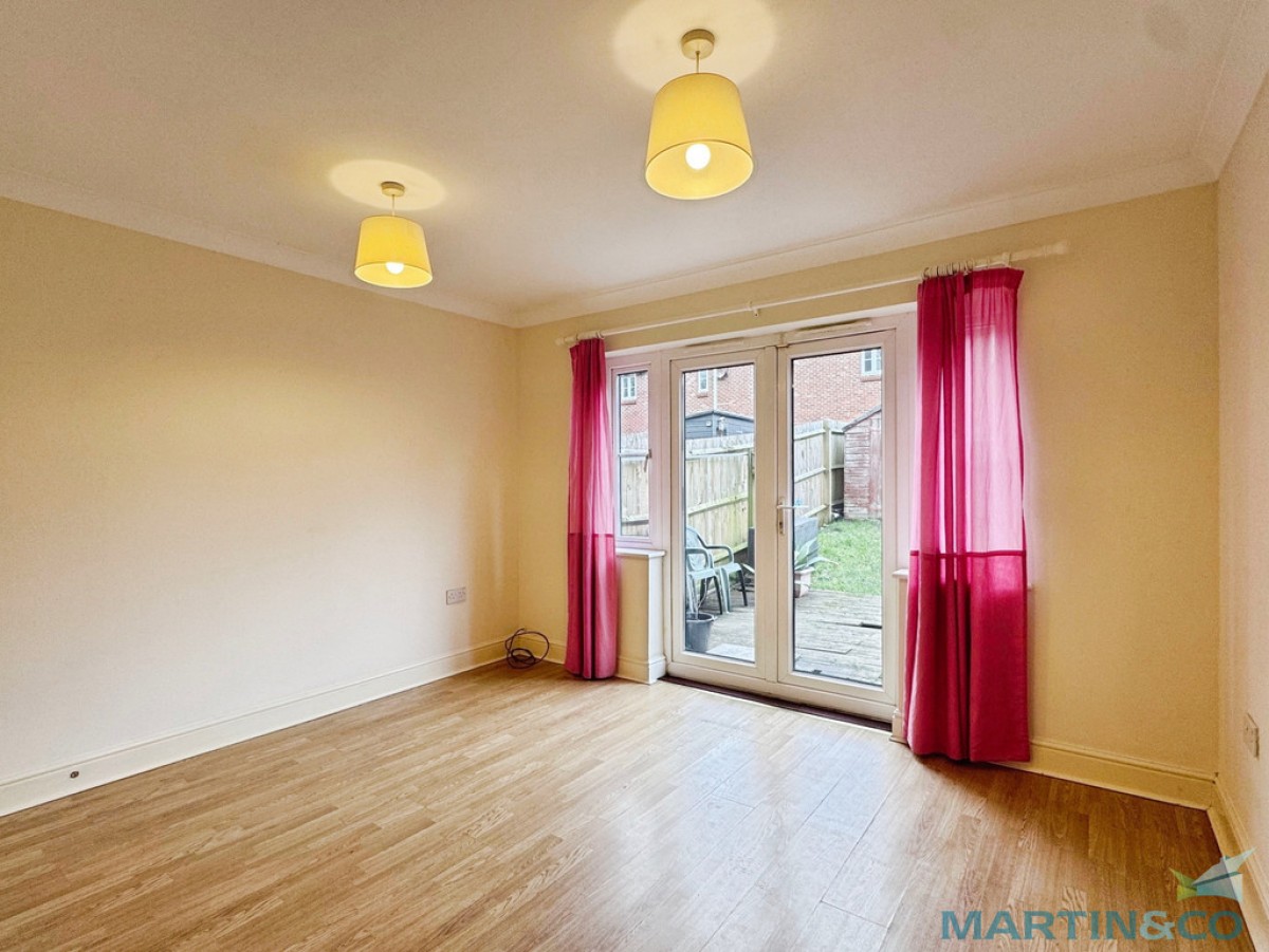 Hurst Road, Kennington, Ashford