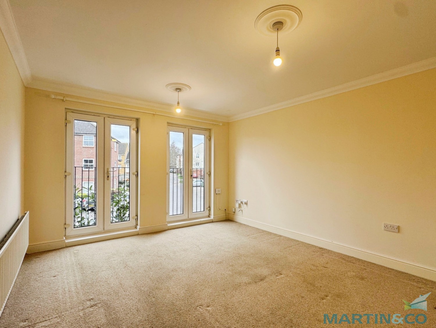 3 bedroom House for Letting Hurst Road, Kennington, Ashford