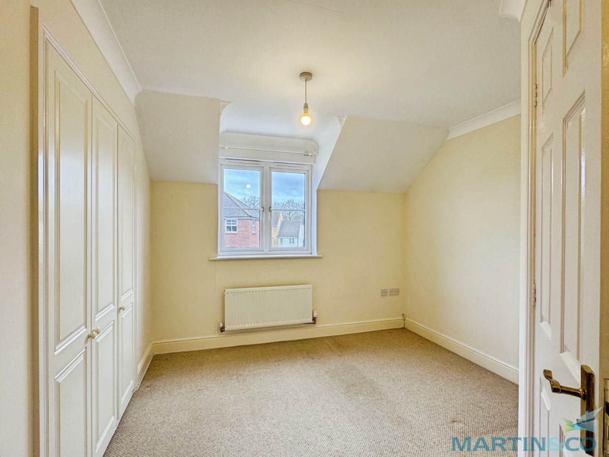 Hurst Road, Kennington, Ashford