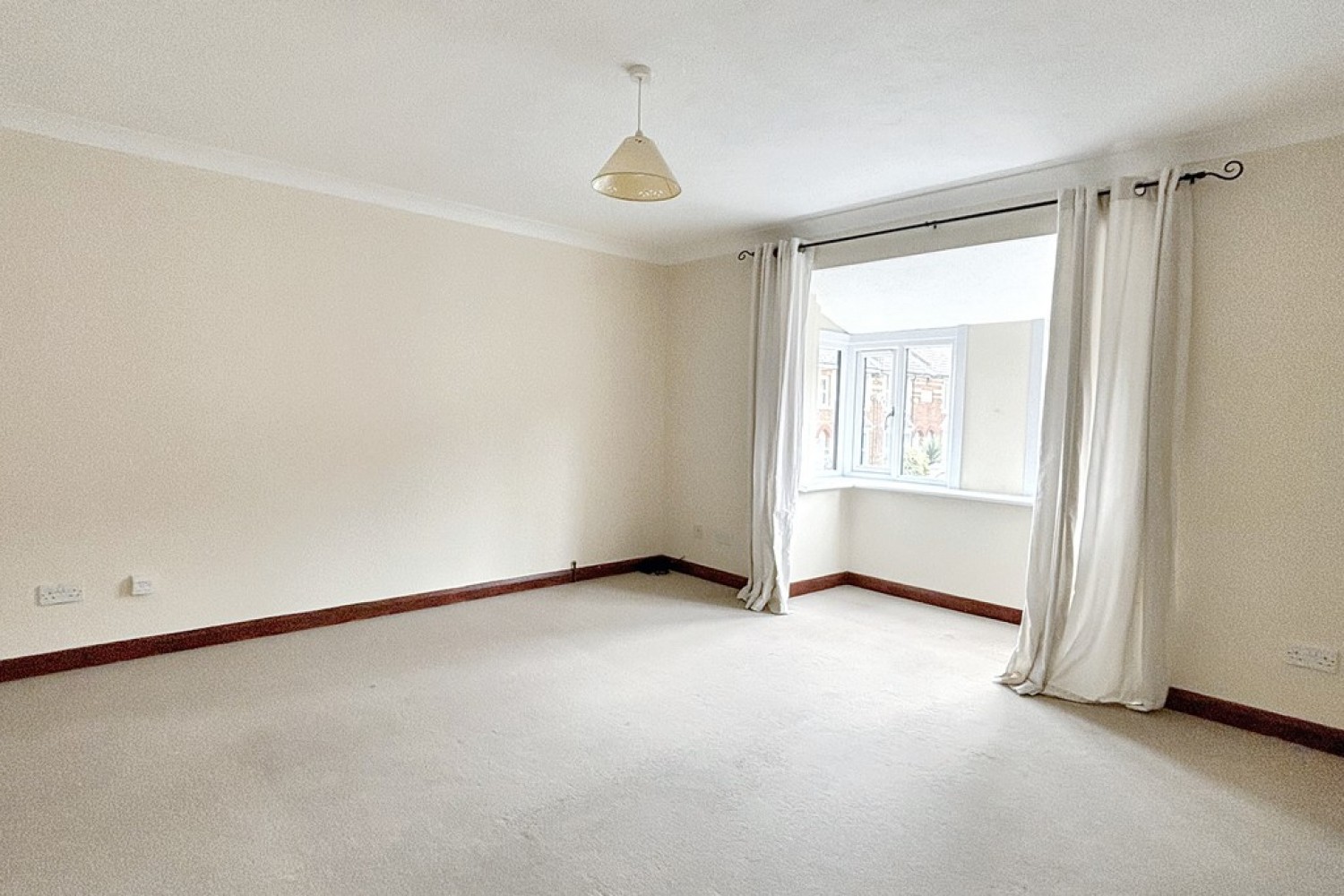 Dering Road, Ashford