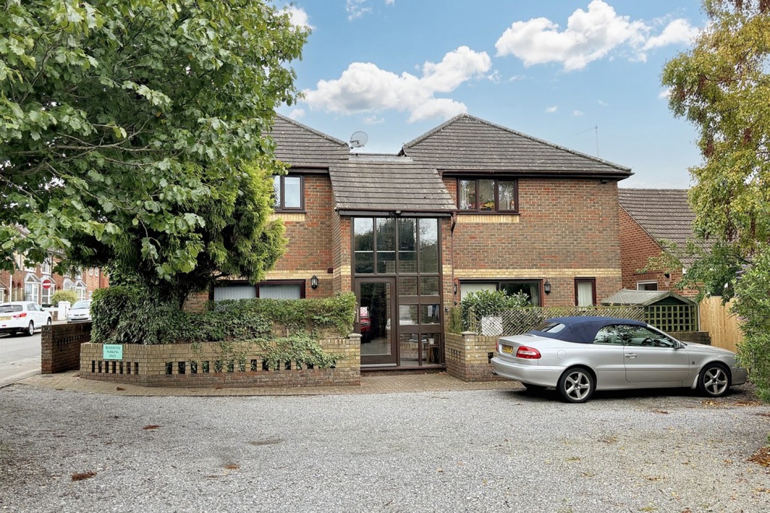 Dering Road, Ashford