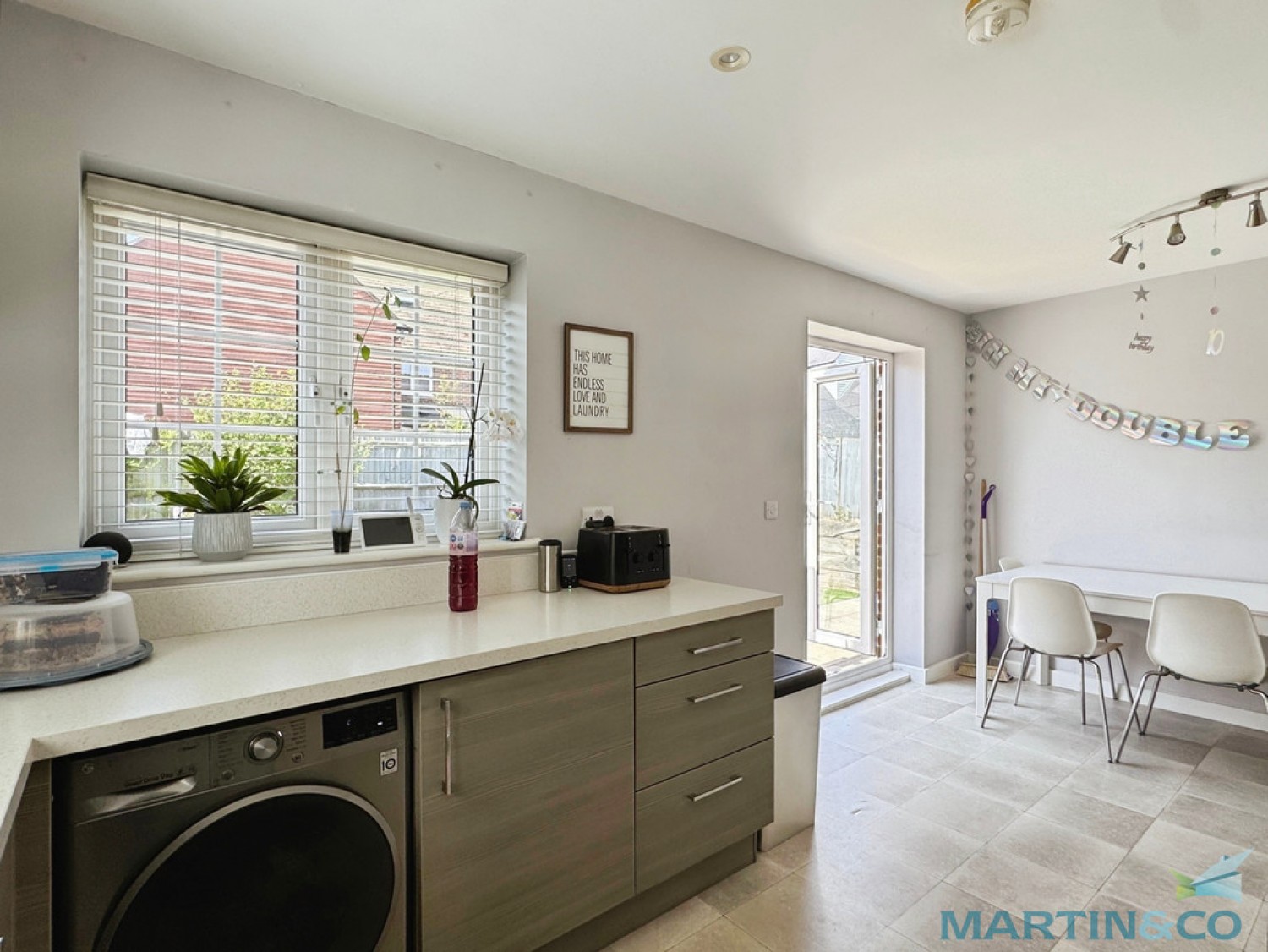 3 bedroom House for Letting Song Thrush Drive, Finberry, Ashford