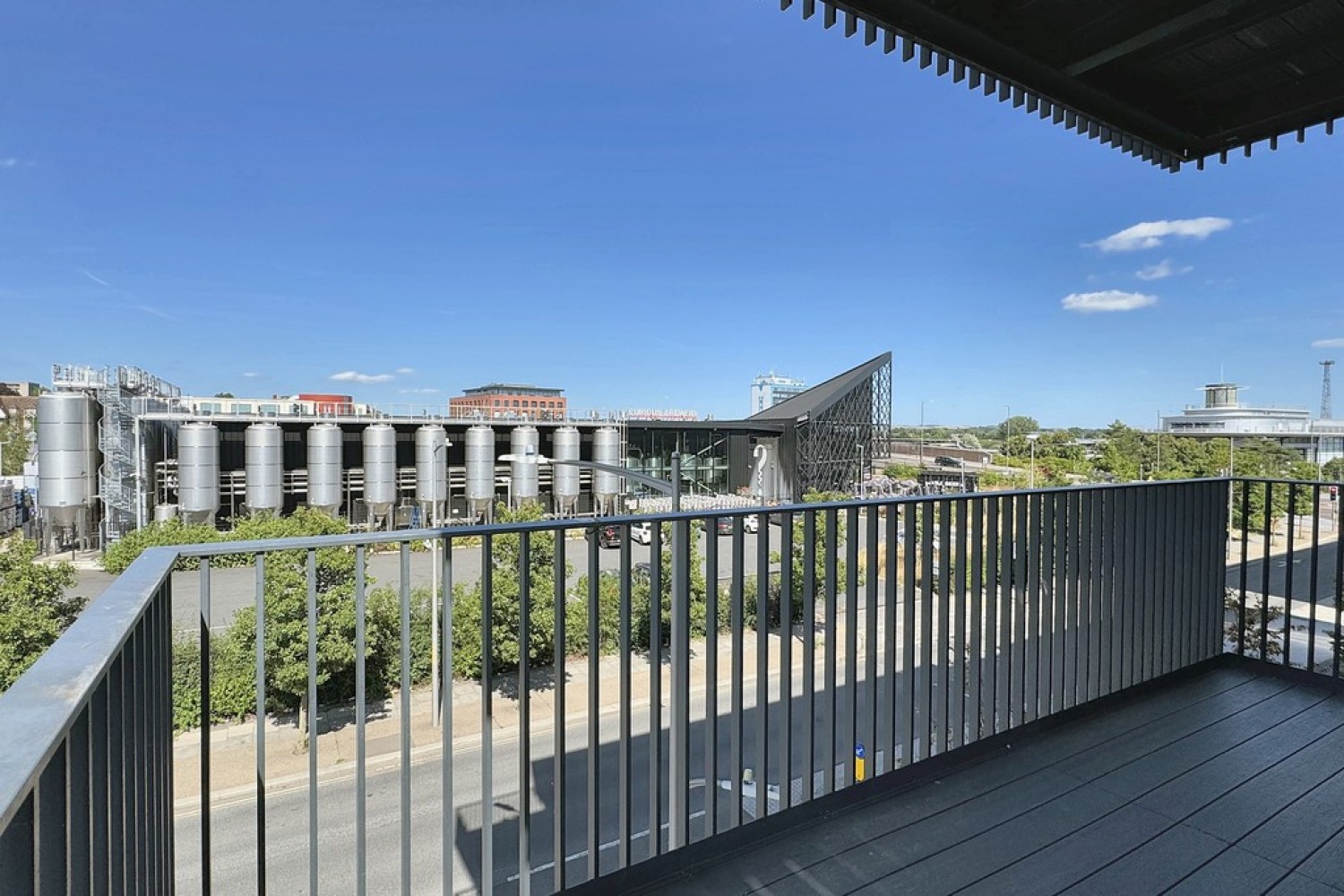 2 bedroom Flat for Letting Bridgewater House, Victoria Road
