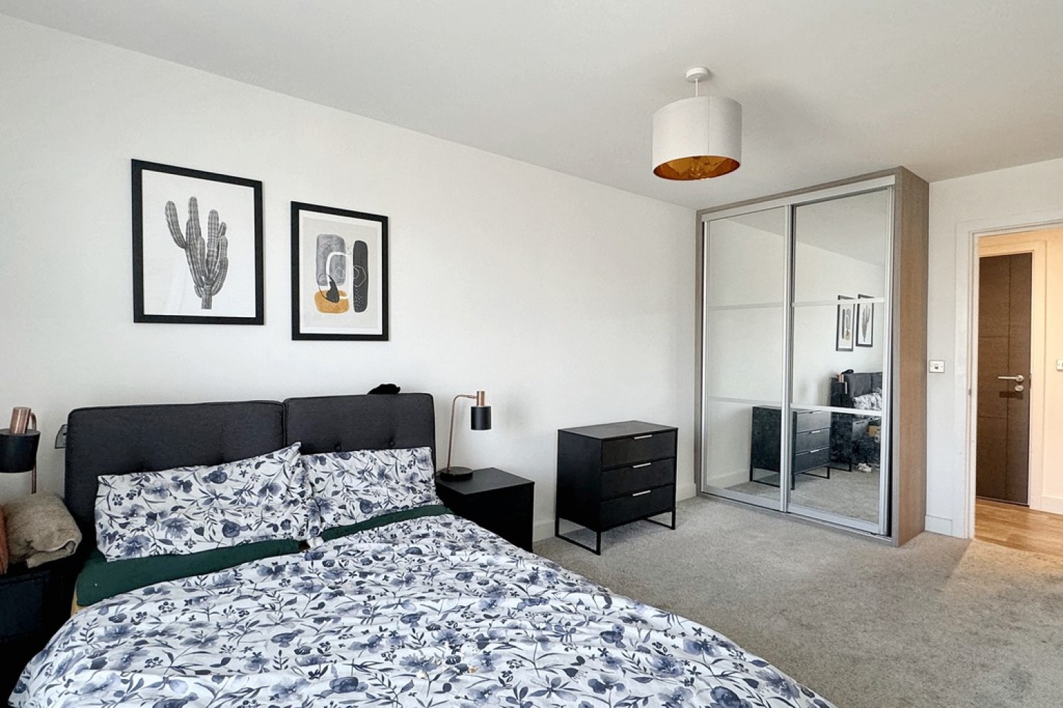2 bedroom Flat for Letting Bridgewater House, Victoria Road
