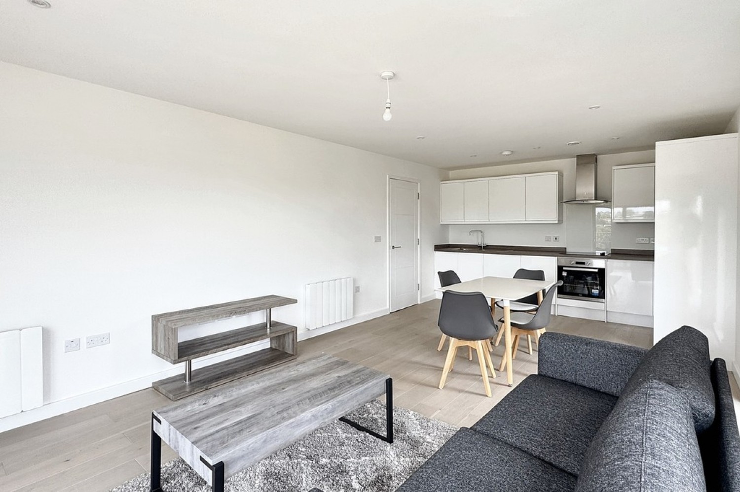 5 Leacon Road, Ashford