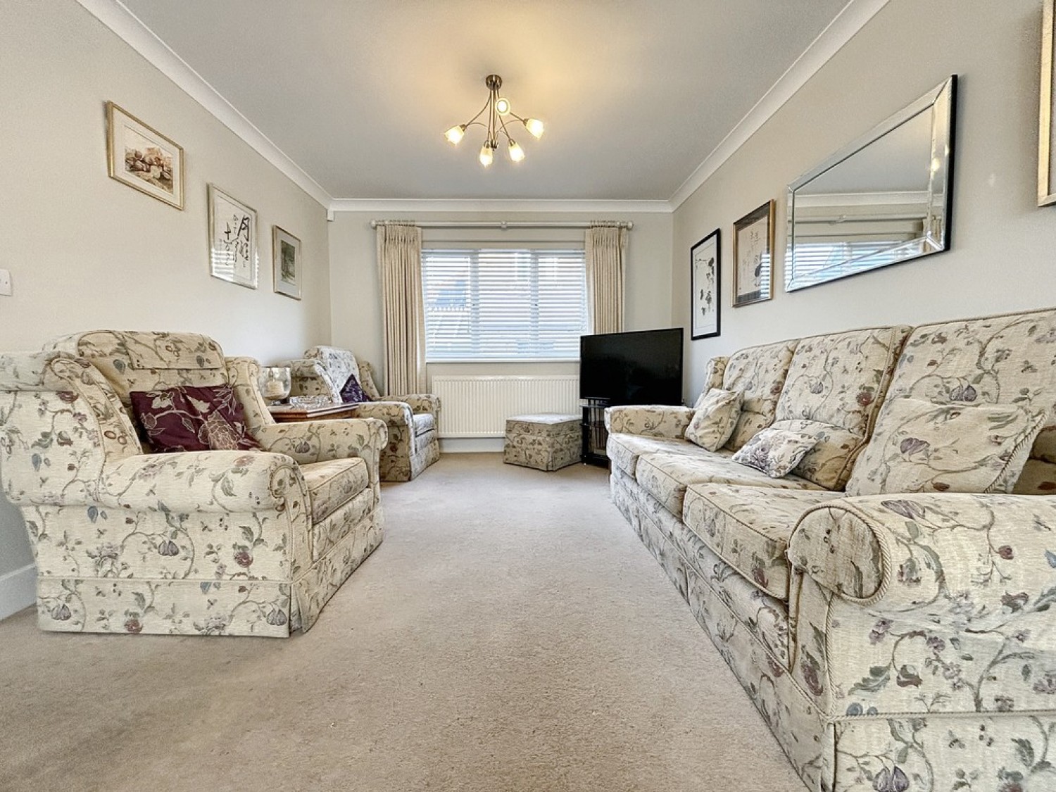 Havillands Place, Wye