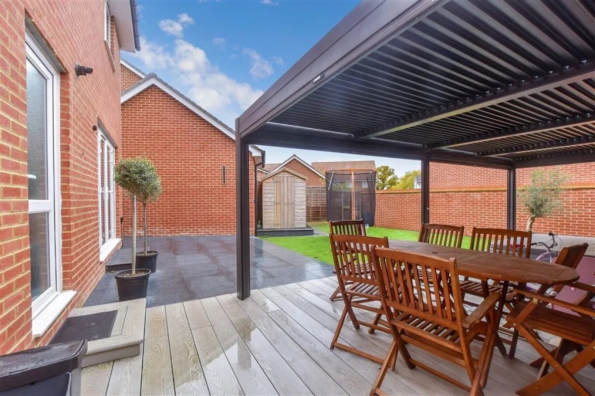 Swift Avenue, Finberry, Ashford